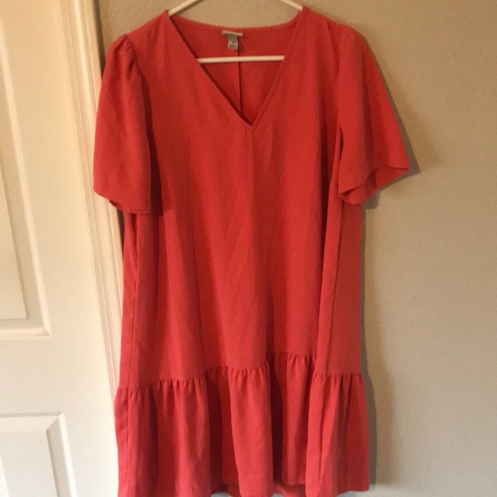 Elegant Coral V-Neck Dress
